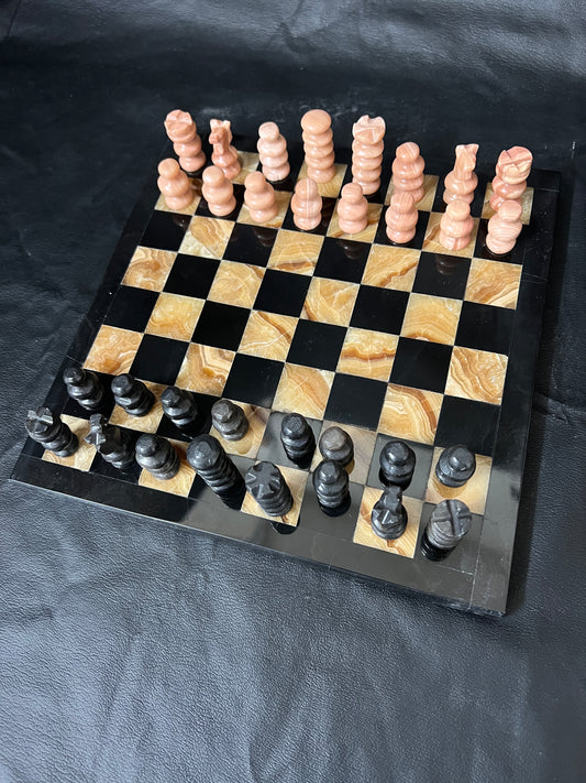 Marble and Onyx Chess Set (Sm)